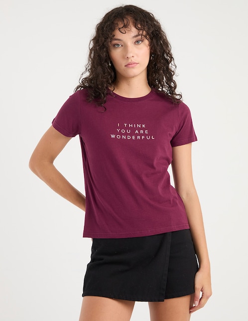 Playera manga corta Metropolis cuello redondo para mujer