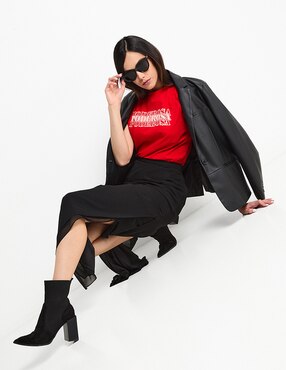 Playera Metropolis manga corta cuello redondo para mujer