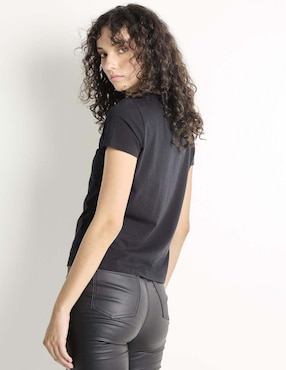 Playera manga corta Metropolis cuello redondo para mujer