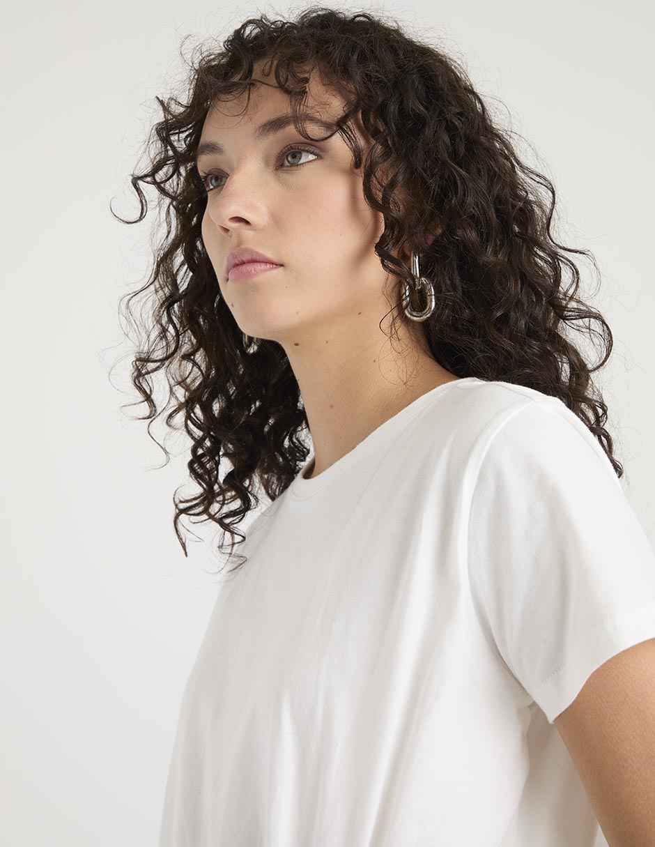 Playera manga corta cuello redondo para mujer 4