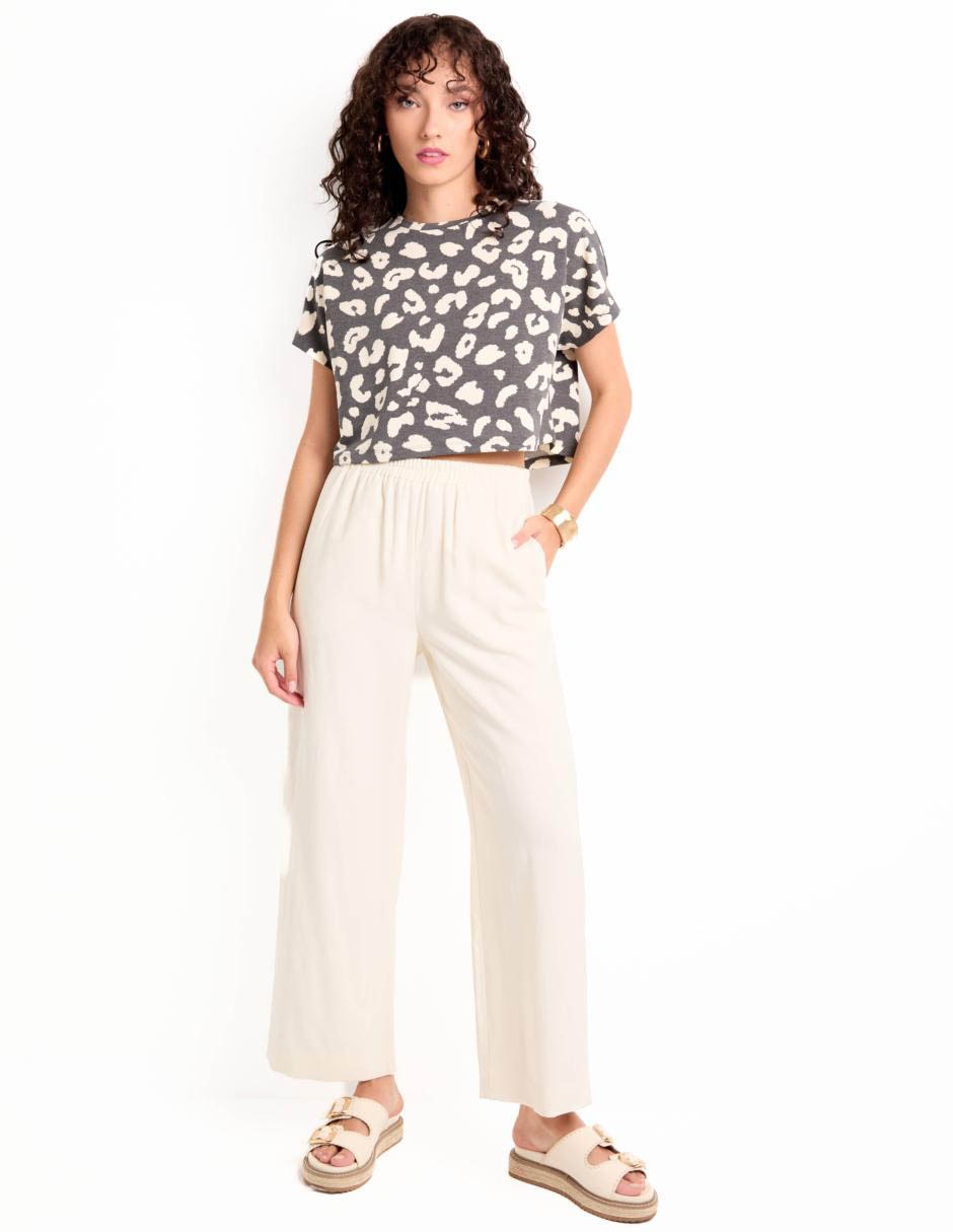 Playera manga corta cuello redondo para mujer 3
