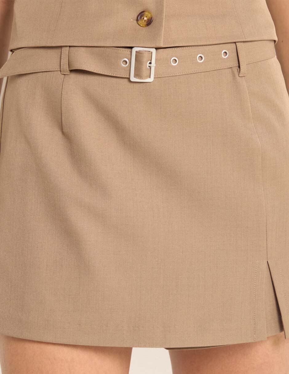 Falda short a la cintura 4
