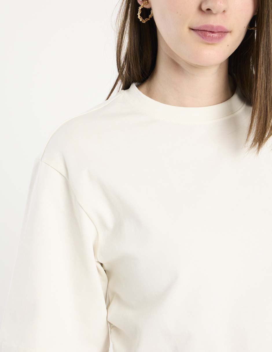 Playera manga corta cuello redondo para mujer 4